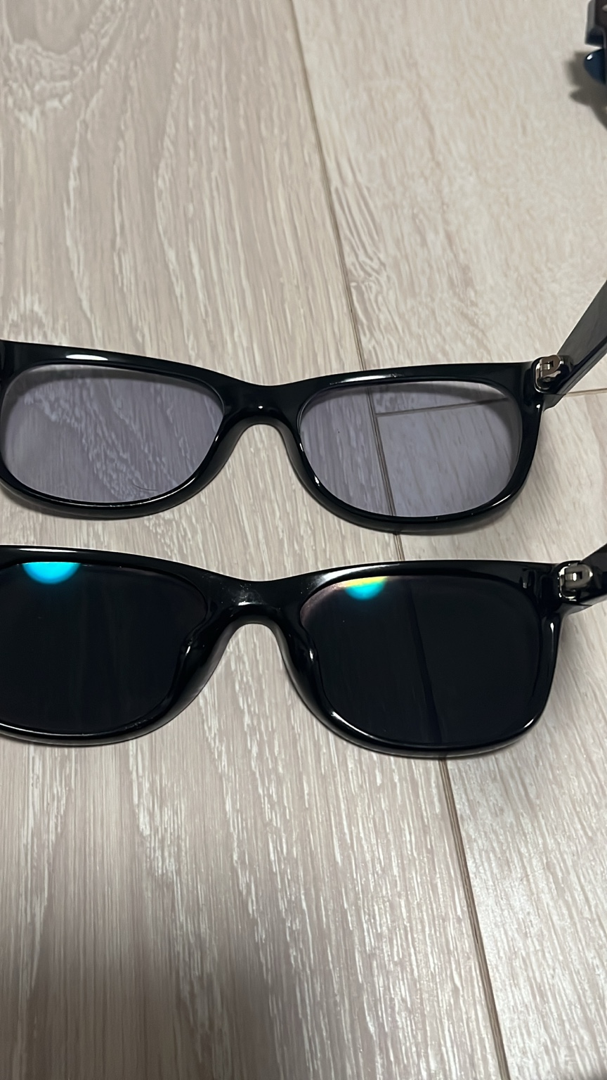 Ray-Ban NEW WAYFARER 2本の正面比較